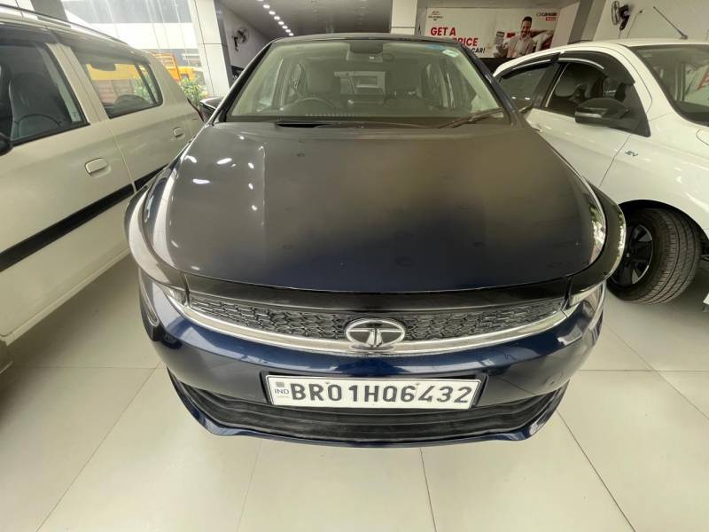 Tata Altroz XZ Plus (O) (S) iCNG