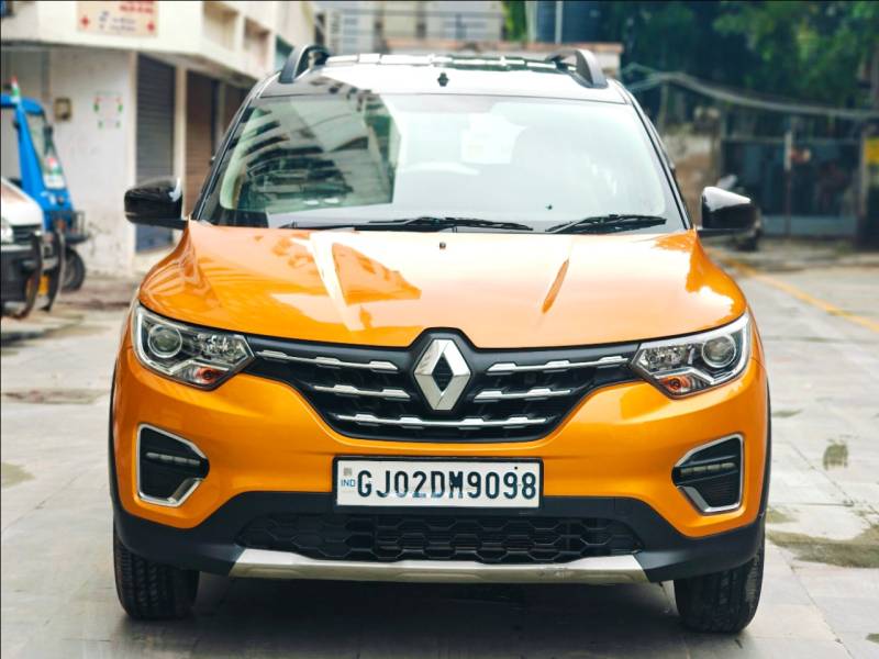 Renault Triber RXZ Dual Tone
