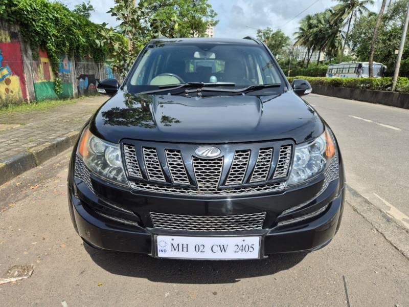 Mahindra XUV500 W6 FWD