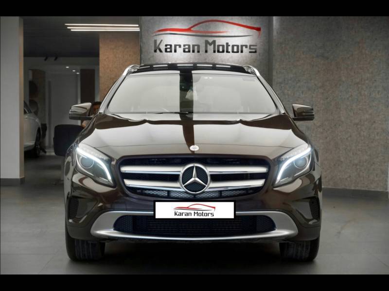 Mercedes Benz GLA Class 200 Sport