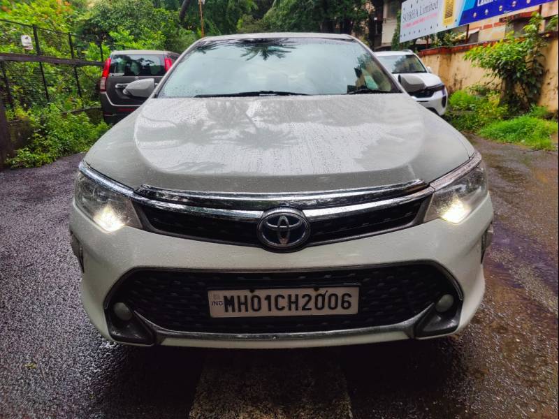 Toyota Camry Hybrid
