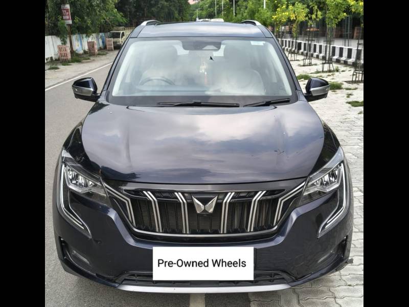 Mahindra XUV700 AX 7 Diesel AT 7 STR