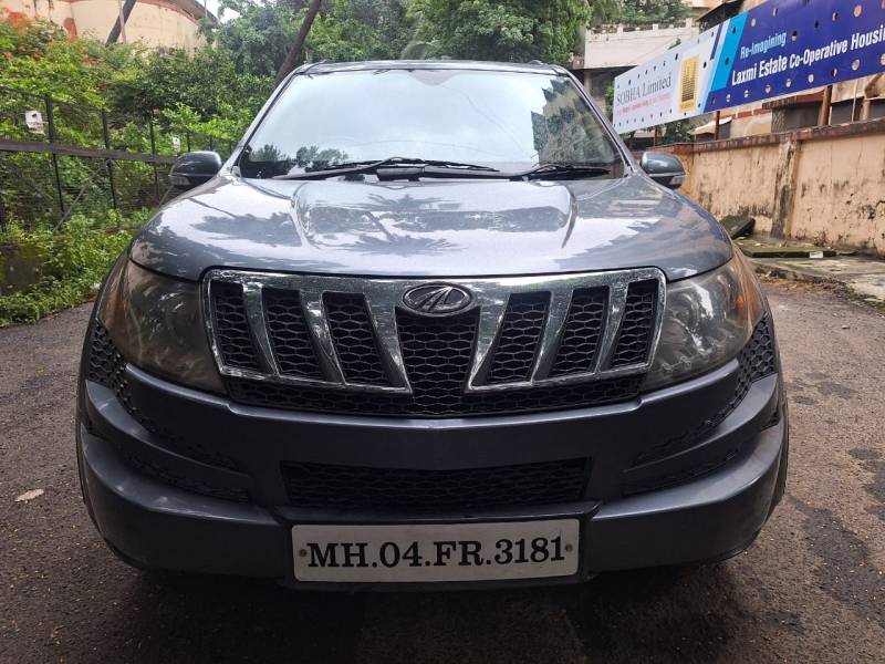 Mahindra XUV500 W8 FWD