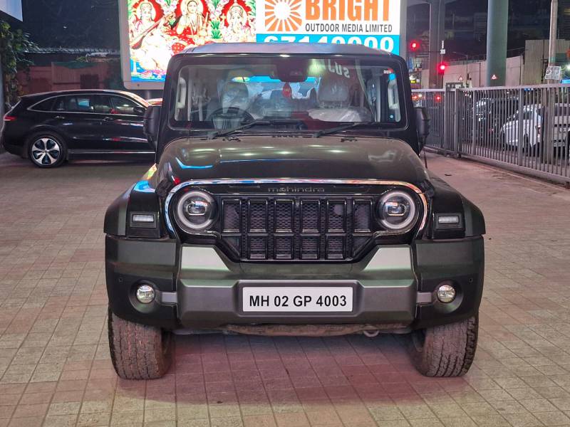 Mahindra Thar Roxx AX7 L Petrol AT 2WD