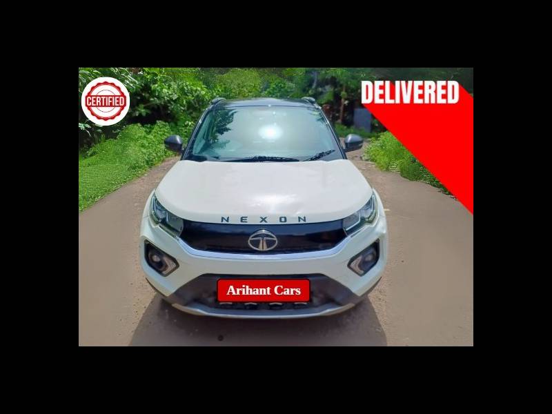 Tata Nexon XMA Petrol