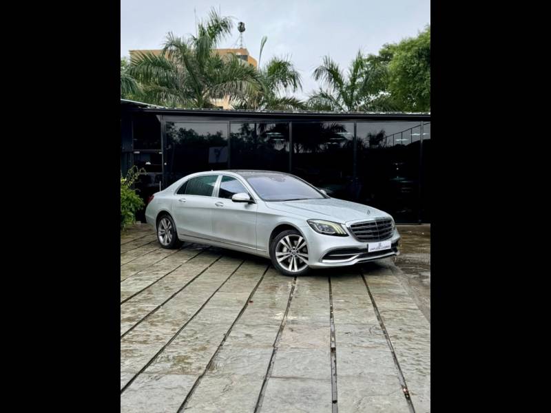 Mercedes Benz S Class Maybach S 560