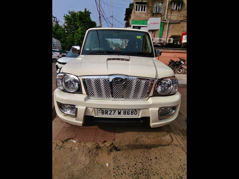 Mahindra Scorpio LX BS IV
