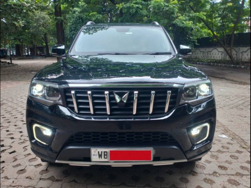 Mahindra Scorpio-N Z8 Diesel MT 2WD 7 STR