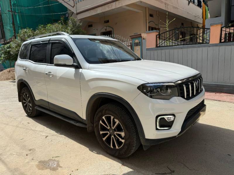 Mahindra Scorpio-N Z8 Diesel MT 4WD 7 STR
