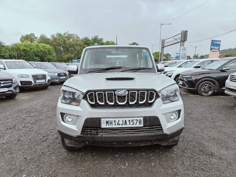 Mahindra Scorpio S9 2WD 7 STR