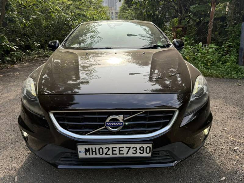Volvo V40 D3 R-Design