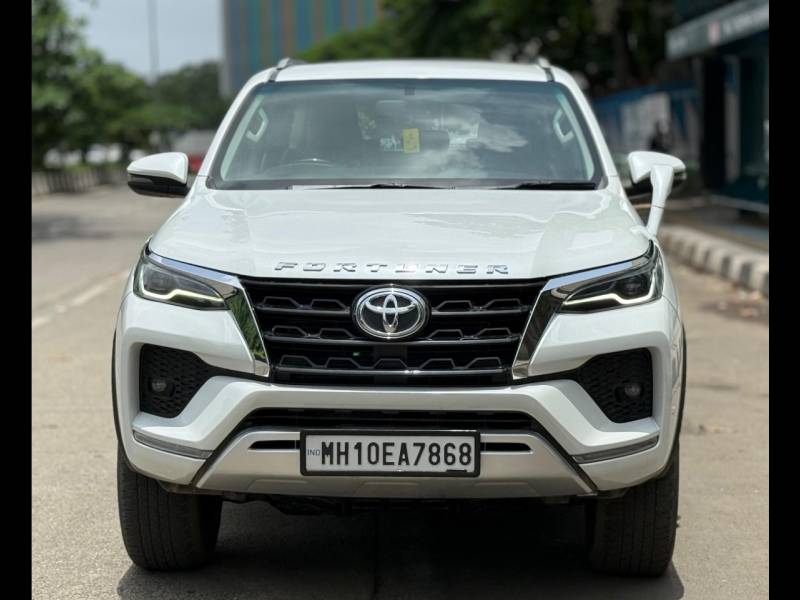 Toyota Fortuner 4X2 MT 2.8 Diesel