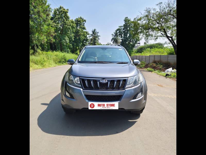 Mahindra XUV500 W6 FWD