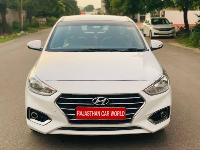 Hyundai Verna SX 1.6 CRDi
