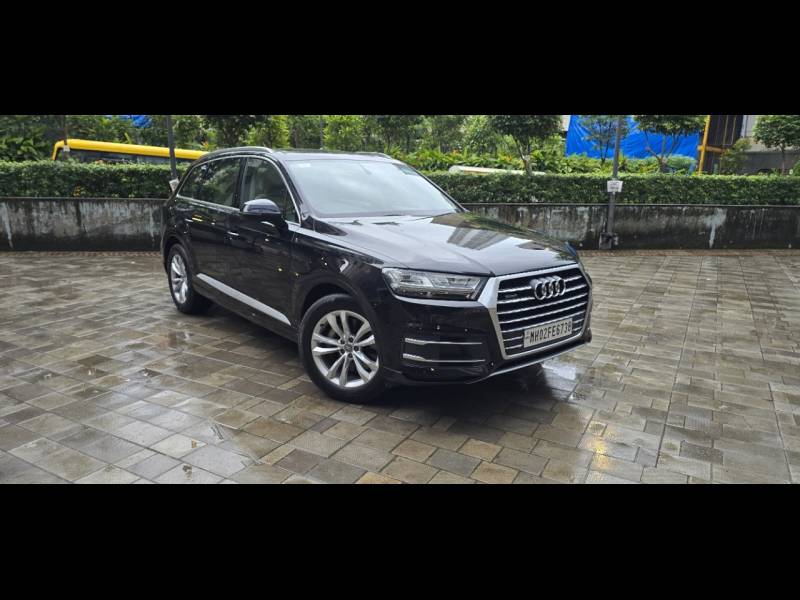 Audi Q7 40 TFSI Premium Plus