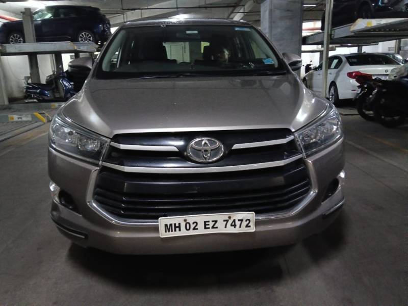 Toyota Innova Crysta 2.4 GX 7 STR