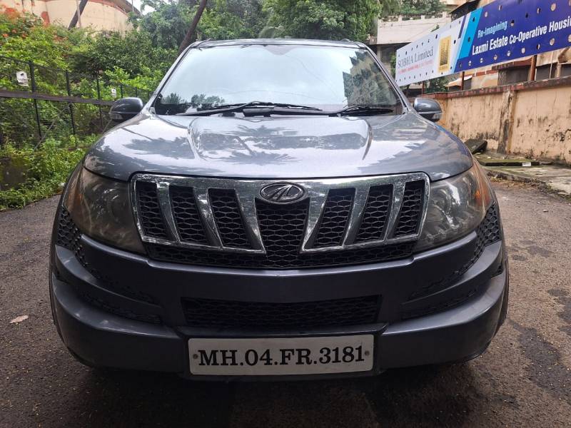 Mahindra XUV500 W8 FWD