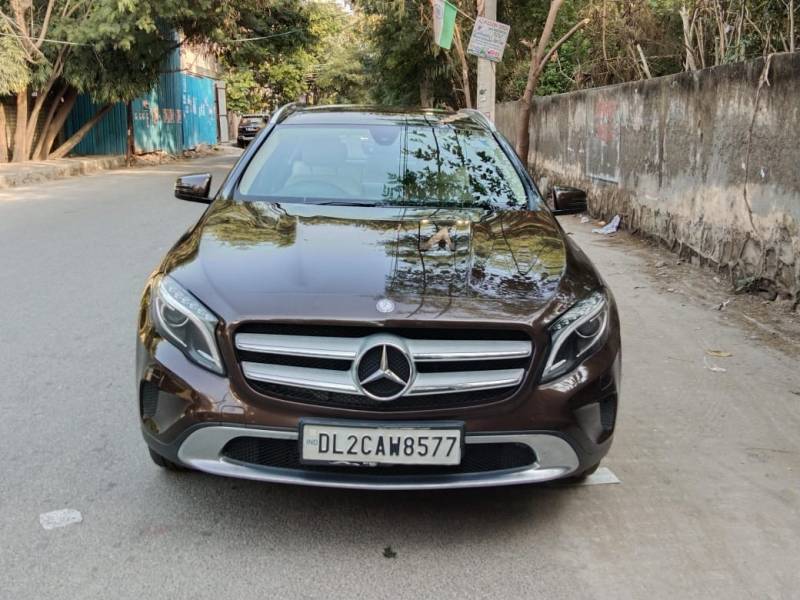 Mercedes Benz GLA Class 200 Sport
