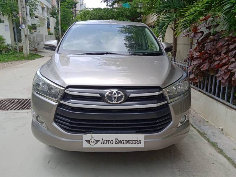 Toyota Innova Crysta 2.8 GX AT 7 STR