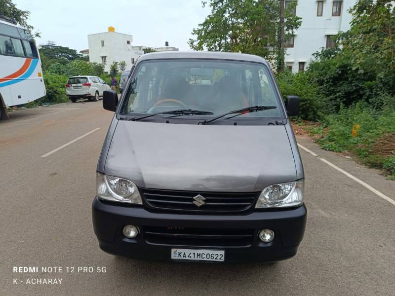 Maruti Suzuki Eeco 5 STR