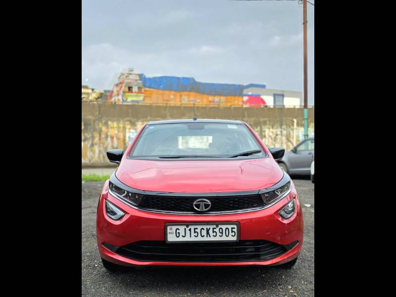 Tata Altroz XZ Petrol
