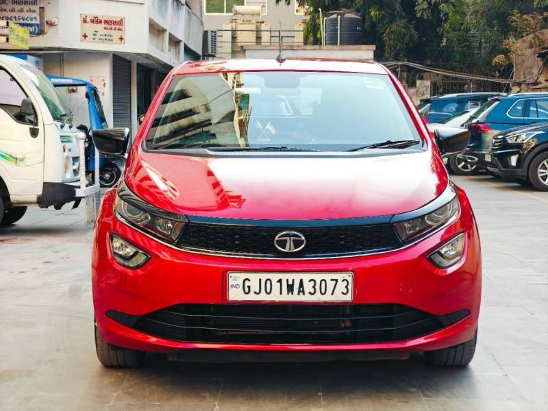 Tata Altroz XZ Petrol