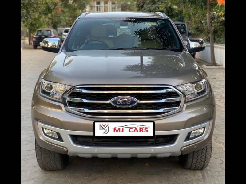 Ford Endeavour Titanium 3.2 4x4 AT