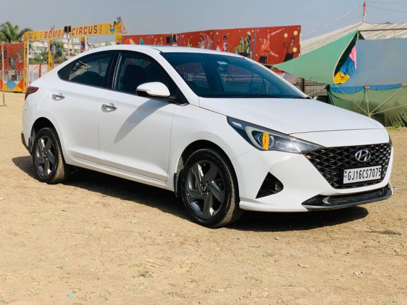 Hyundai Verna SX 1.5 CRDi