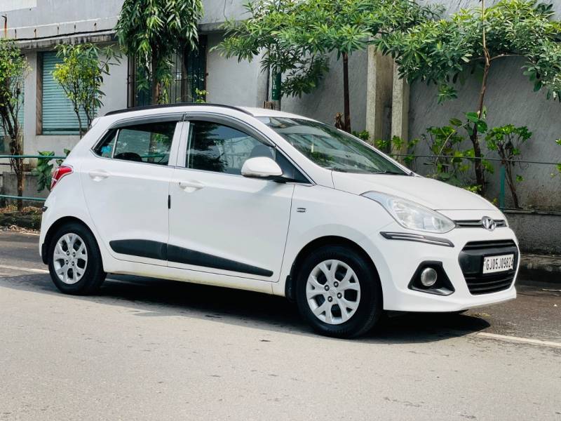 Hyundai Grand i10 Sportz (O) AT 1.2 Kappa VTVT