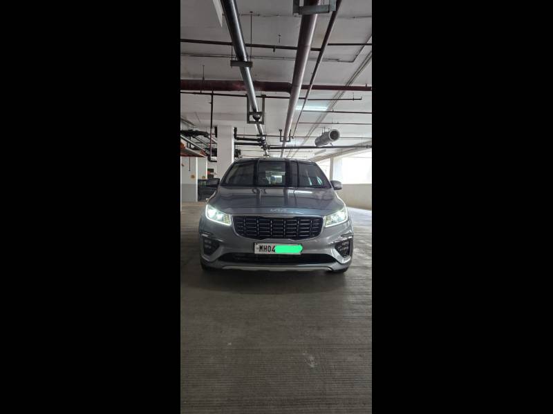 Kia Carnival Limousine Plus 7 STR