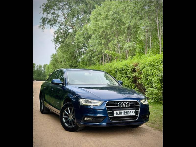 Audi A4 35 TDI Premium Plus