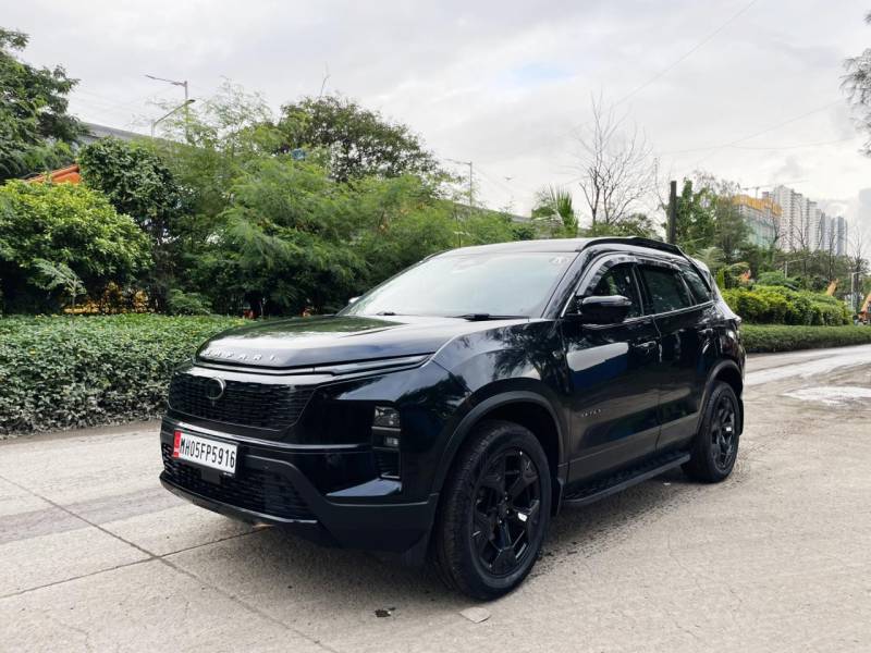 Tata Safari Accomplished X Plus 7 STR Dark Edition AT