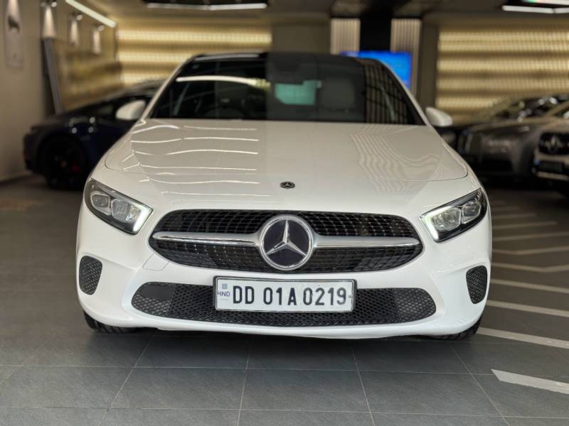 Mercedes Benz A-Class Limousine 200