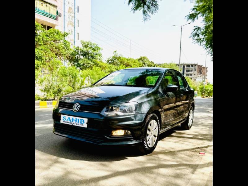 Volkswagen Ameo Comfortline 1.5L AT (D)