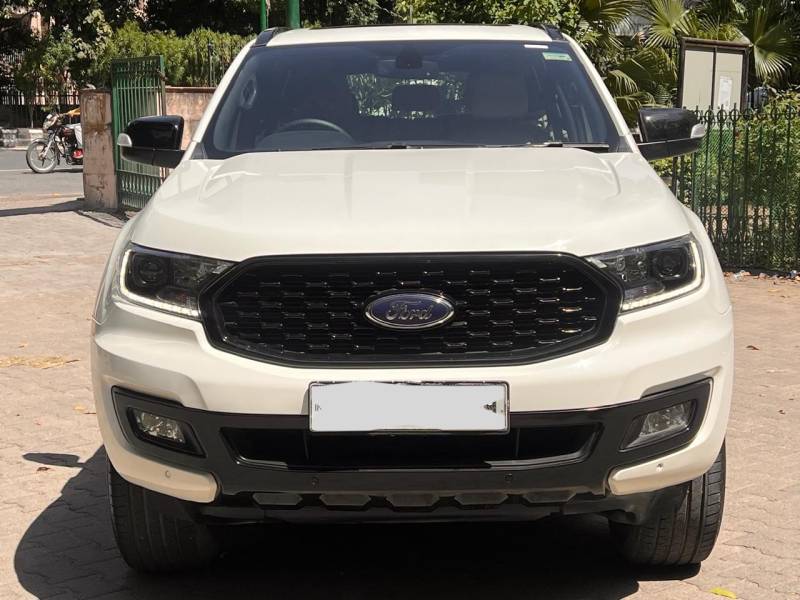 Ford Endeavour Sport 2.0 4x4 AT
