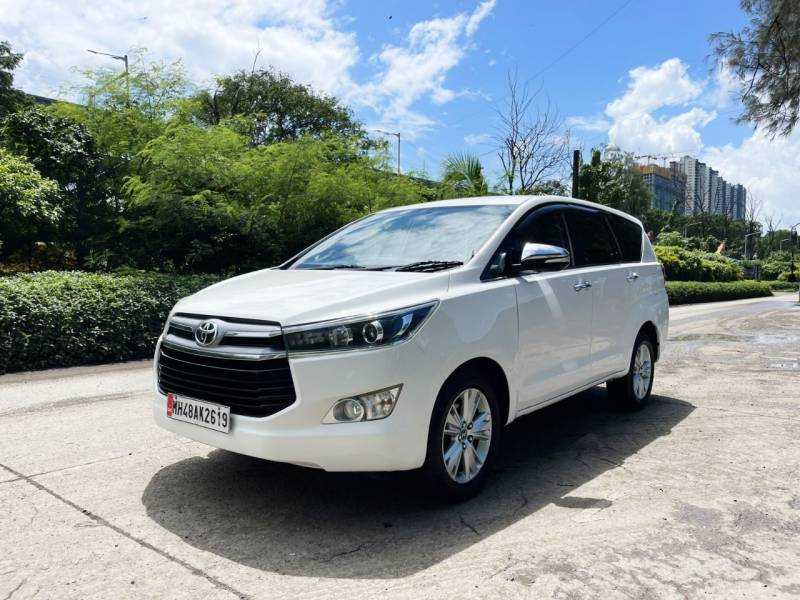 Toyota Innova Crysta 2.8 ZX AT 7 STR