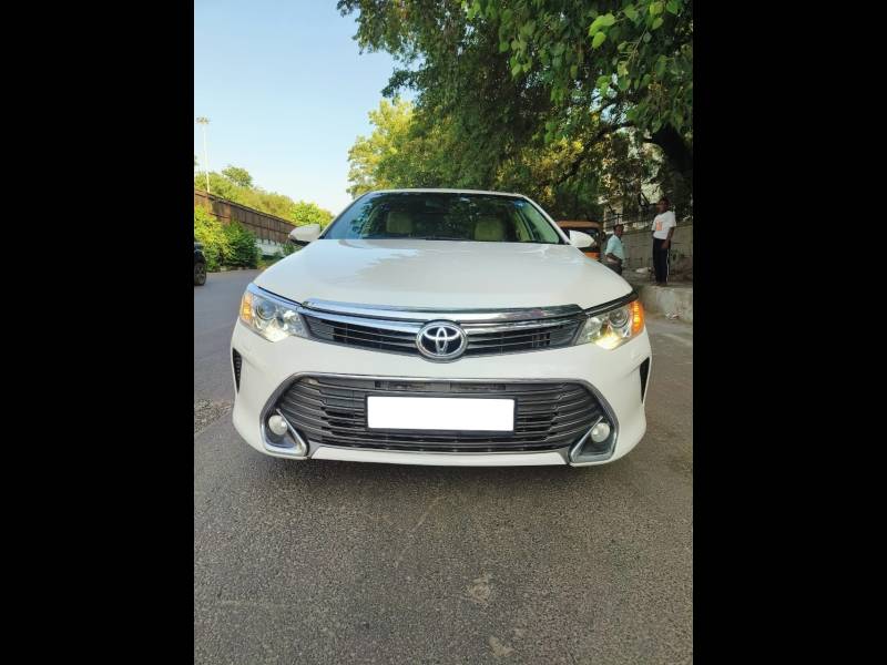 Toyota Camry 2.5 G