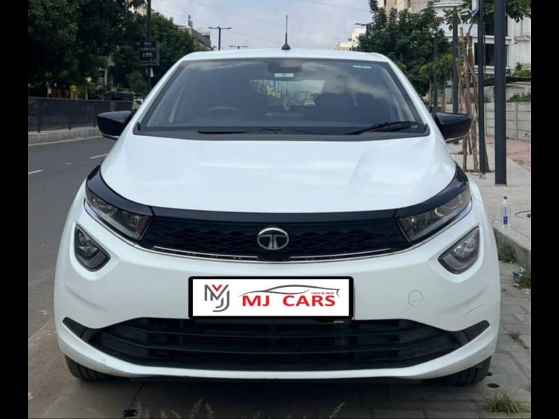 Tata Altroz XZ iCNG