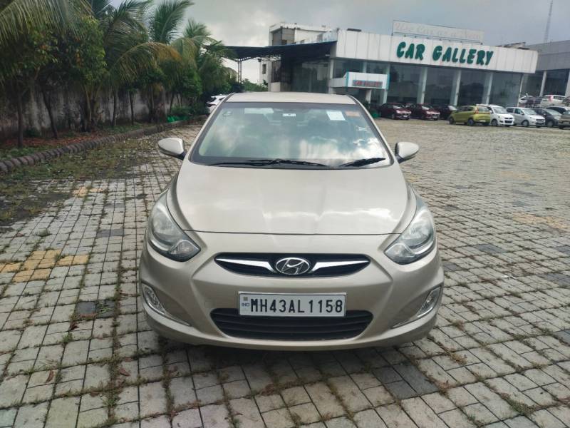Hyundai Verna Fluidic 1.6 CRDI SX