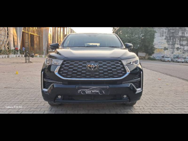 Toyota Innova Hycross ZX (O) Hybrid 7 STR