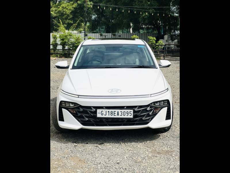 Hyundai Verna SX 1.5 Petrol MT