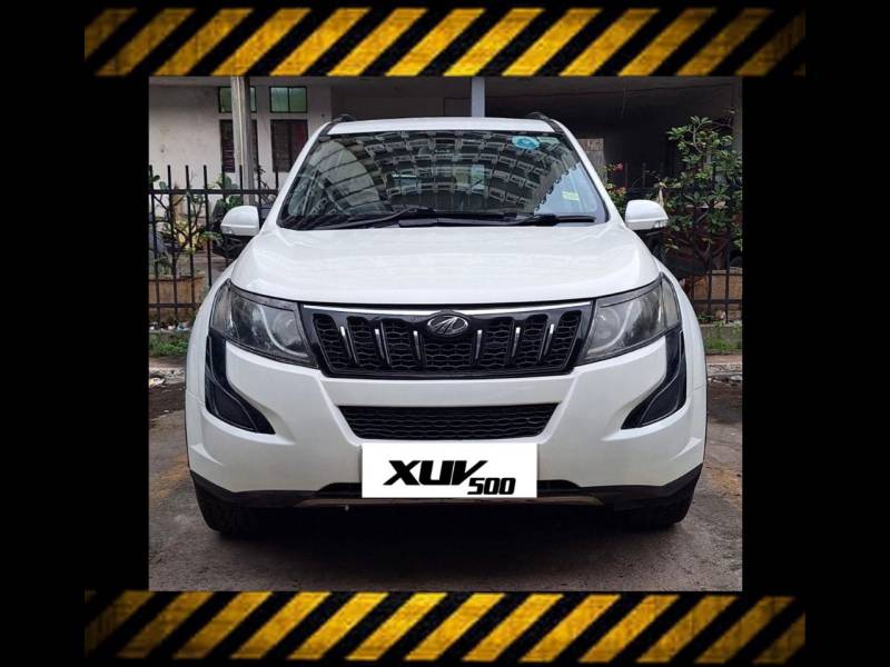 Mahindra XUV500 W8