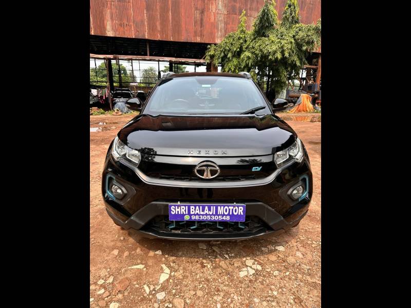 Tata Nexon EV XZ Plus LUX Dark Edition