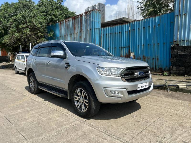 Ford Endeavour Titanium 2.2 4x2 AT