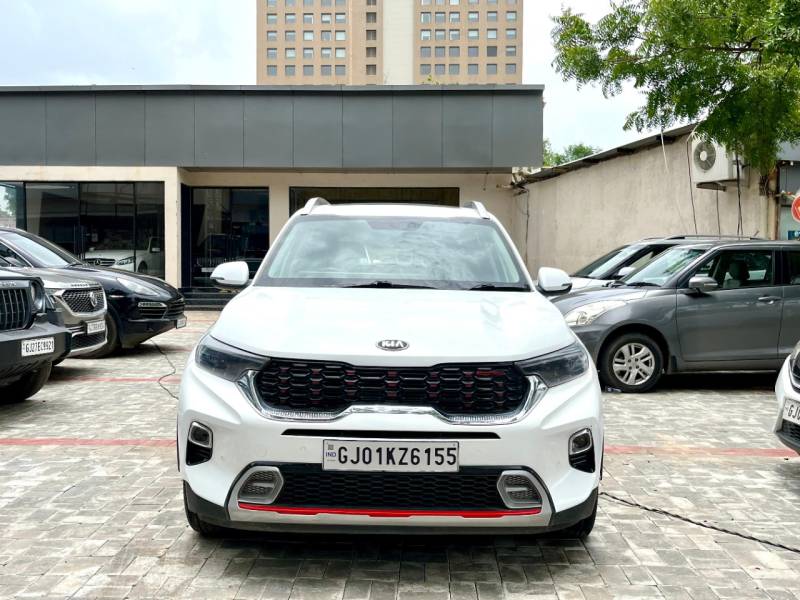 Kia Sonet GTX Plus 1.5 AT Dual Tone