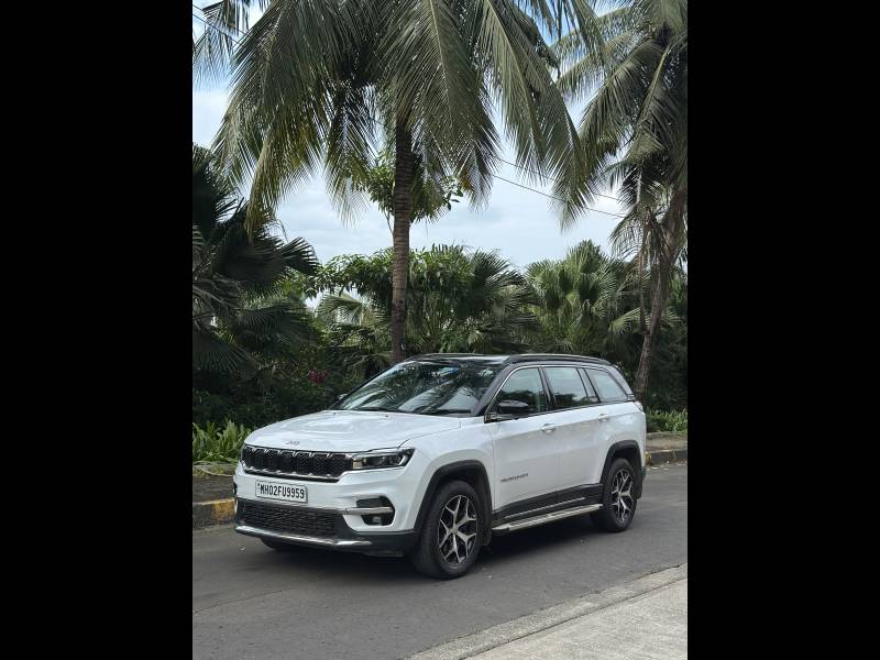 Jeep Meridian Limited (O) 4X2 MT