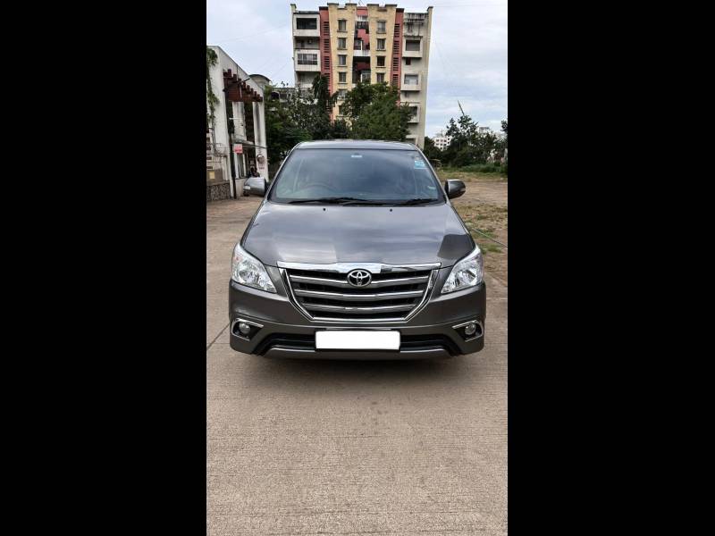 Toyota Innova 2.5 VX (Diesel) 8 STR Euro4