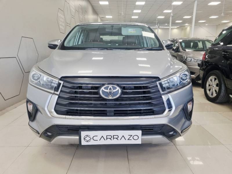 Toyota Innova Crysta 2.4 Z 7 STR