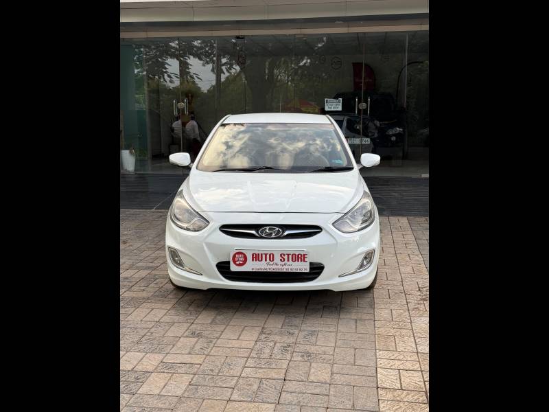 Hyundai Verna Fluidic 1.6 CRDI SX Opt AT