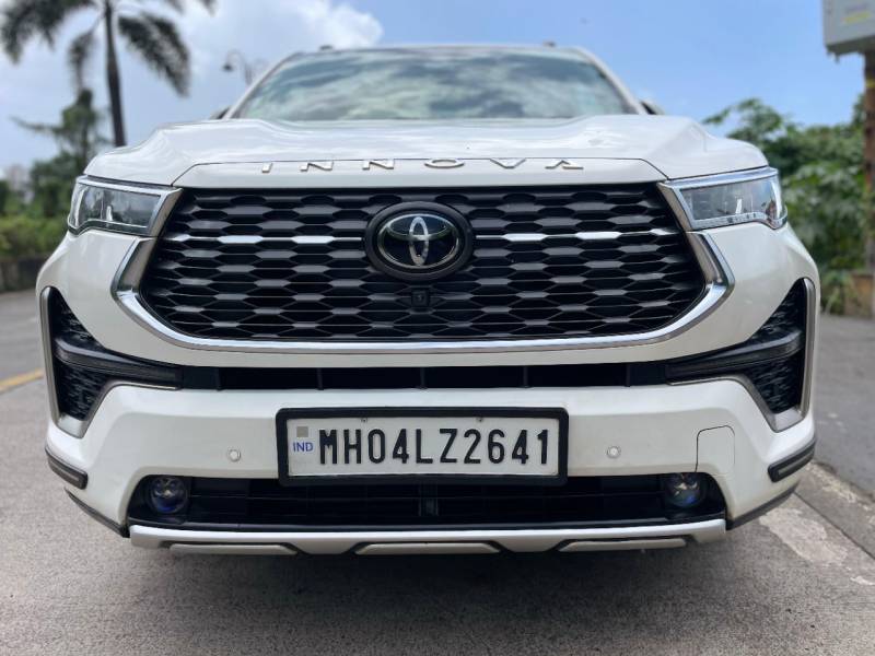 Toyota Innova Hycross ZX (O) Hybrid 7 STR